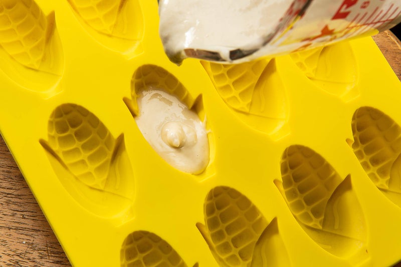 Mobi 12 Mini Corn Dogs Silicone Baking Mold, Yellow - Image 3